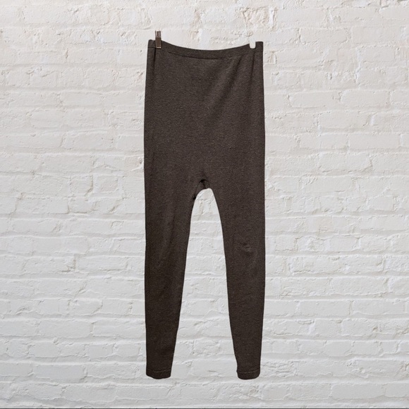 ⭐️2/$20⭐️ Thyme Maternity Knit Leggings - Picture 1 of 4